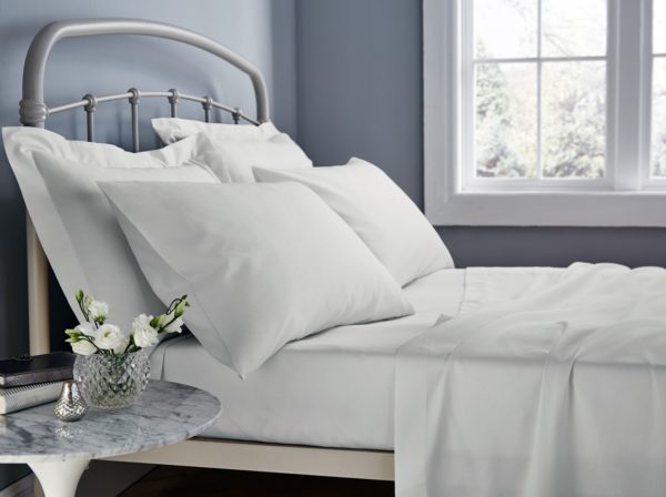 Luxury 100% Cotton White Percale Sheets and Pillowcases 200tc